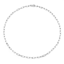 BURATO EDITOR64 Reference
CP658

Technical Data
18 kt white gold chain necklace

Round cut White Diamonds
Colour: F
Clarity: VVS
Carats: 0.34

Longueur 43 cm


Les précieux maillons de la chaîne sont disposés de manière asymétrique pour garantir la luminosité sous tous les angles.