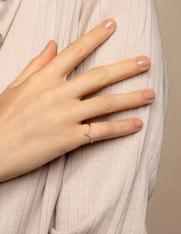 Burato - Bague or rose en V 18kt diamants  diamant Taille ronde Diamants blancs Carats: 0.07 Couleur: G Clarté: Certifications VVS EDITOR 64