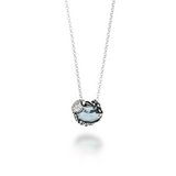 Editor 64 - Collier Eden Tortue en argent 925.&nbsp;12087 - longueur chaine 45cm et pendentif 1,7 cm - Fermeture avec mousqueton.&nbsp;

Giovanni Raspini propose des bijoux inspirés de la nature et du thème animalier qui lui est si précieux.
Chaque bijou est fait main en Italie au cœur de la Toscane.