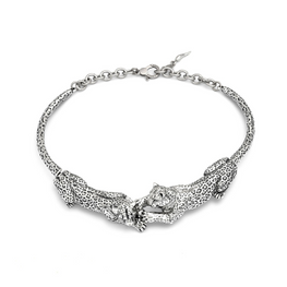 Editor 64 - Collier Leopard en argent 925. ref 12270 - longueur 45cm - fermoir ajustable - 
Giovanni Raspini propose des bijoux inspirés de la nature et du thème animalier qui lui est si précieux.
Chaque bijou est fait main en Italie au cœur de la Toscane.