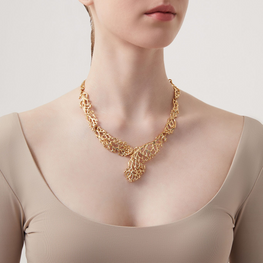 Editor 64 - Collier en argent 925 plaqué or jaune 18 carats - Longueur 45 cm - Fermeture mousqueton avec mailles de réglage - Ref : 11922

Giovanni Raspini propose des bijoux inspirés de la nature et du thème animalier qui lui est si précieux. 
Chaque bijoux est fait main en Italie au coeur de la Toscane.