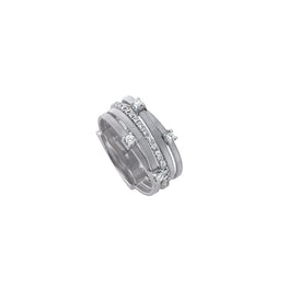 Marco Bicego - Collection Goa - Bague en or blanc 18 carats et diamants. Chaque pièce est fabriquée entièrement à la main dans l'atelier de MARCO BICEGO situé au nord de l’Italie. Taille spécifique possible sur commande.  Diamants : 0,25 carats. Référence : AG270 B2 W