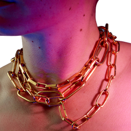 Collier Lafayette, accumulation de chaînes et asymétrie plaqué or Perrine Taverniti