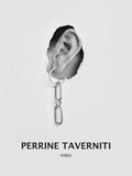 Perrine Taverniti -Perrine Taverniti - Boucles d'oreilles Lafayette sont composées de maillons ovales. elles existent en laiton plaqué argent. longueur : 7 cm Réalisé en laiton doré légèrement patiné. Fait main à Paris. Made in France