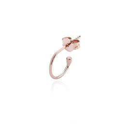 Burato - Code : CD809  Hoop créole unitaire or rose 18kt medium  Taille : ø 11 cm Goutte d'eau  Commencez à vous amuser avec Hoop, la boucle d'oreille que vous pouvez mélanger et assortir avec des combinaisons infinies, en ajoutant et en échangeant nos éléments modulaires. Avec cette boucle d'oreille, vous aurez une liberté totale pour créer votre look personnalisé.  La vie doit être vécue comme un jeu.  (Platon)